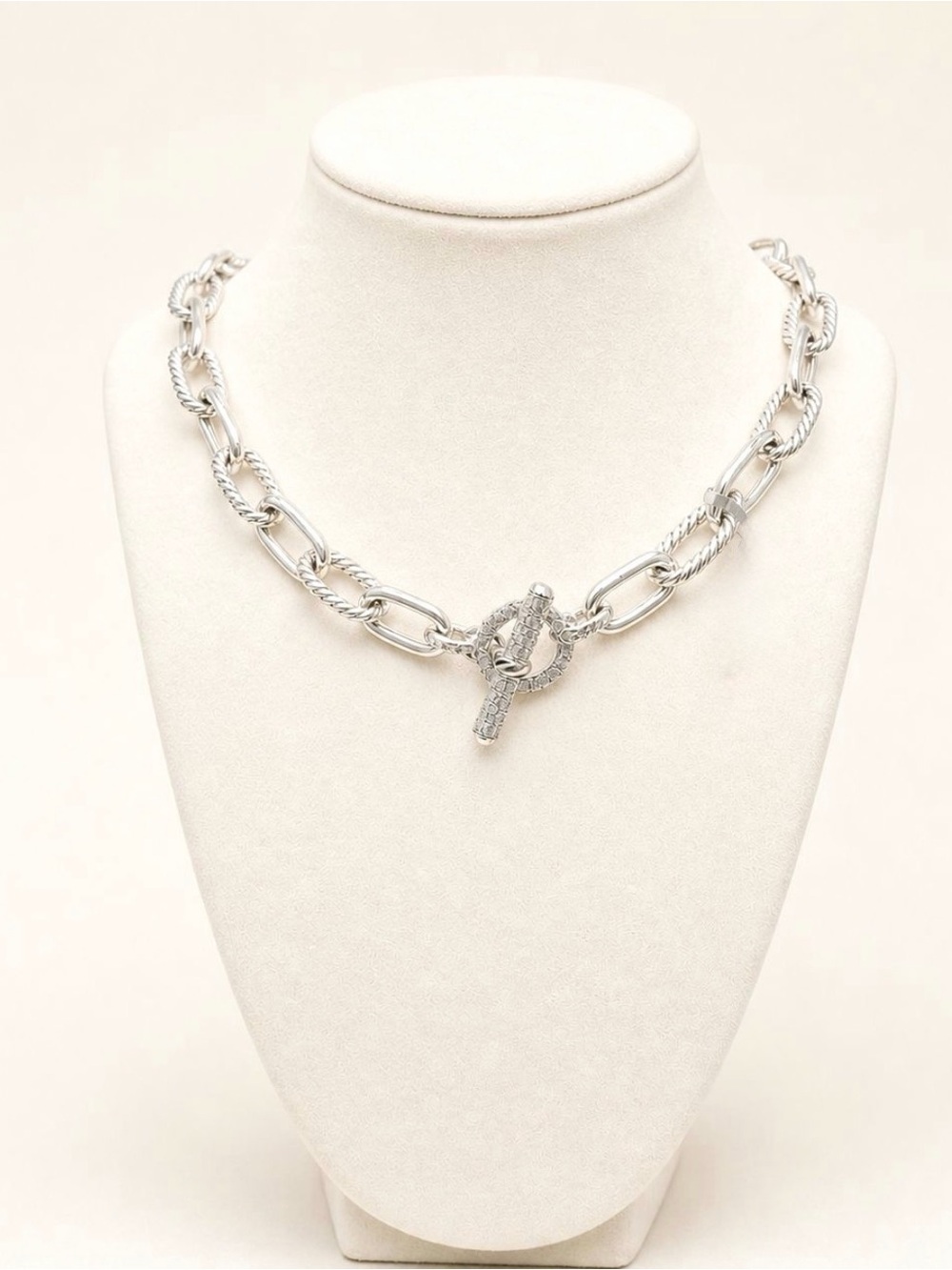 David Yurman Madison Toggle Chain Necklace With Diamonds , 11mm - Picture 4 of 10